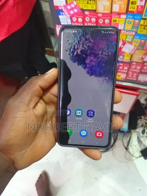 Samsung Galaxy S20+ 128 GB Black