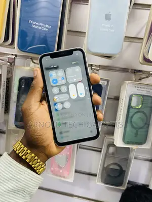 Apple iPhone 11 128 GB White