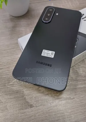 New Samsung Galaxy A17 5G 256 GB Black