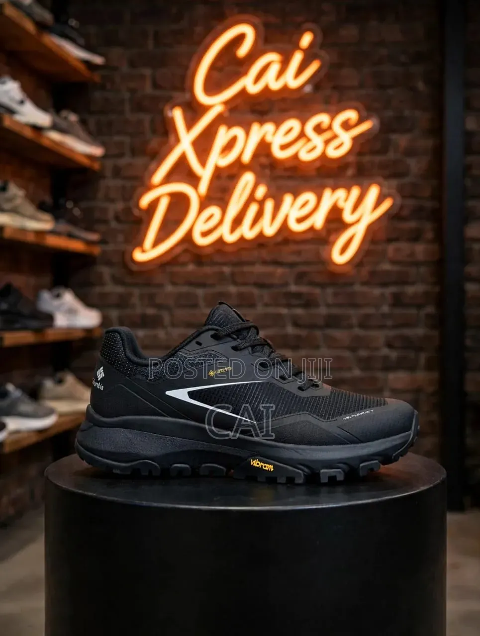 Columbia GORE-TEX Black (Handy Sneakers