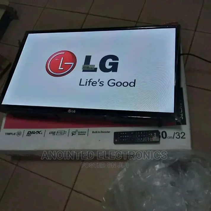 LG Flat Screen TV 32 Inches