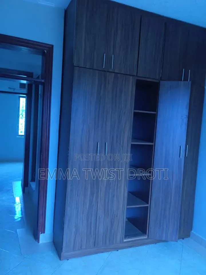 Furnished 3bdrm Apartment in Agency Property, Central Division for rent