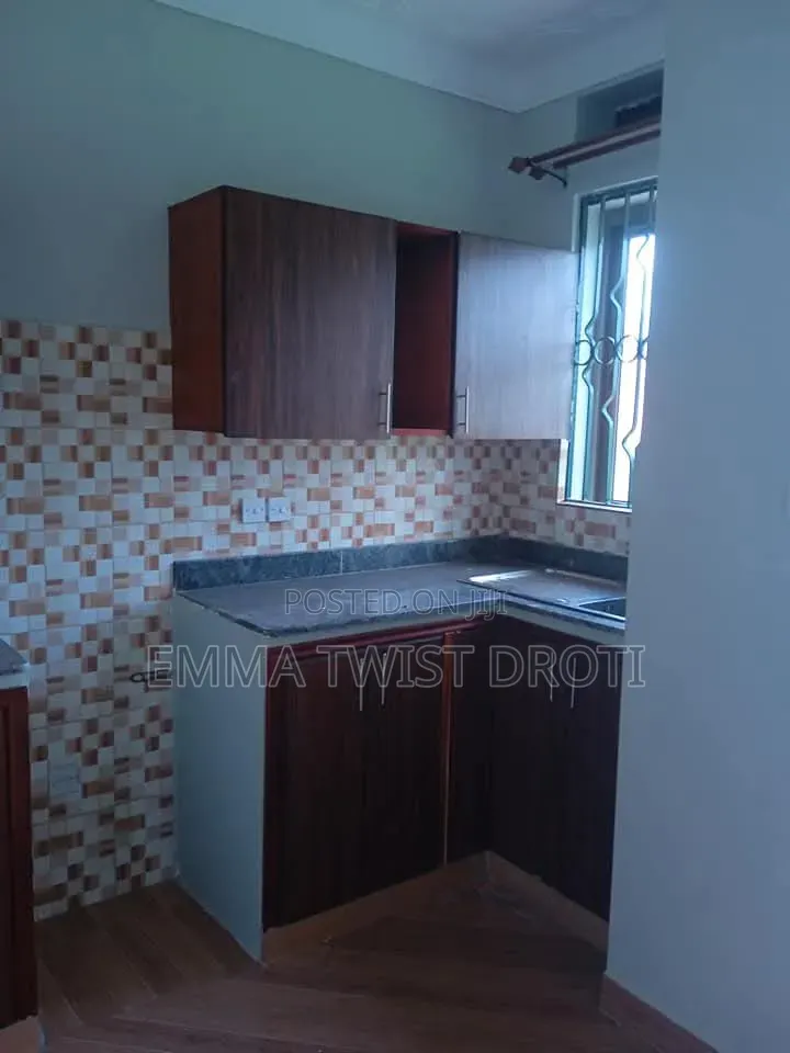 Furnished 3bdrm Apartment in Agency Property, Central Division for rent