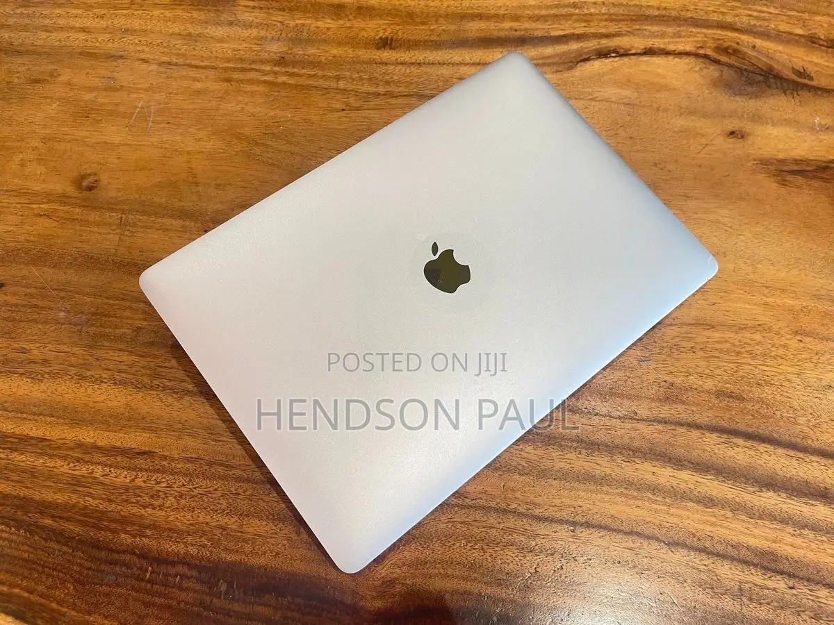 Laptop Apple MacBook Pro 2017 16GB Intel Core i7 SSD 256GB