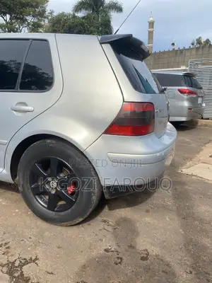 Volkswagen Golf 2.0 FSI Sportline Automatic 2004 Silver