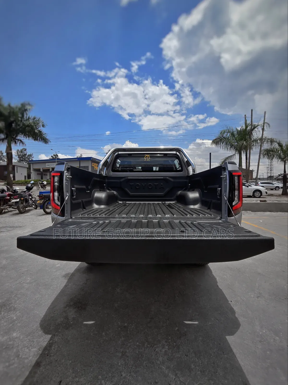 New Toyota Hilux 2026 Silver