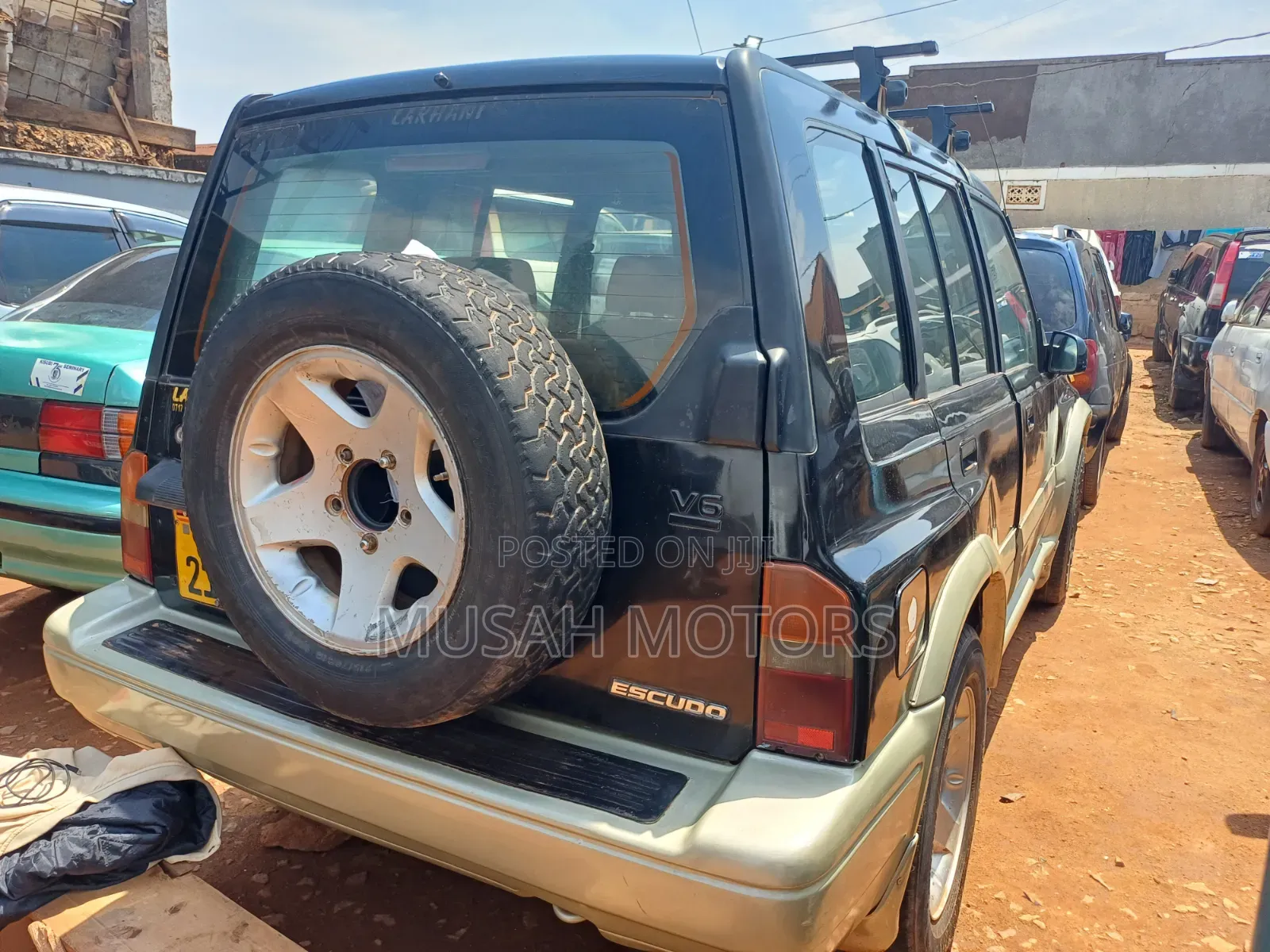 Suzuki Escudo 1996 Black