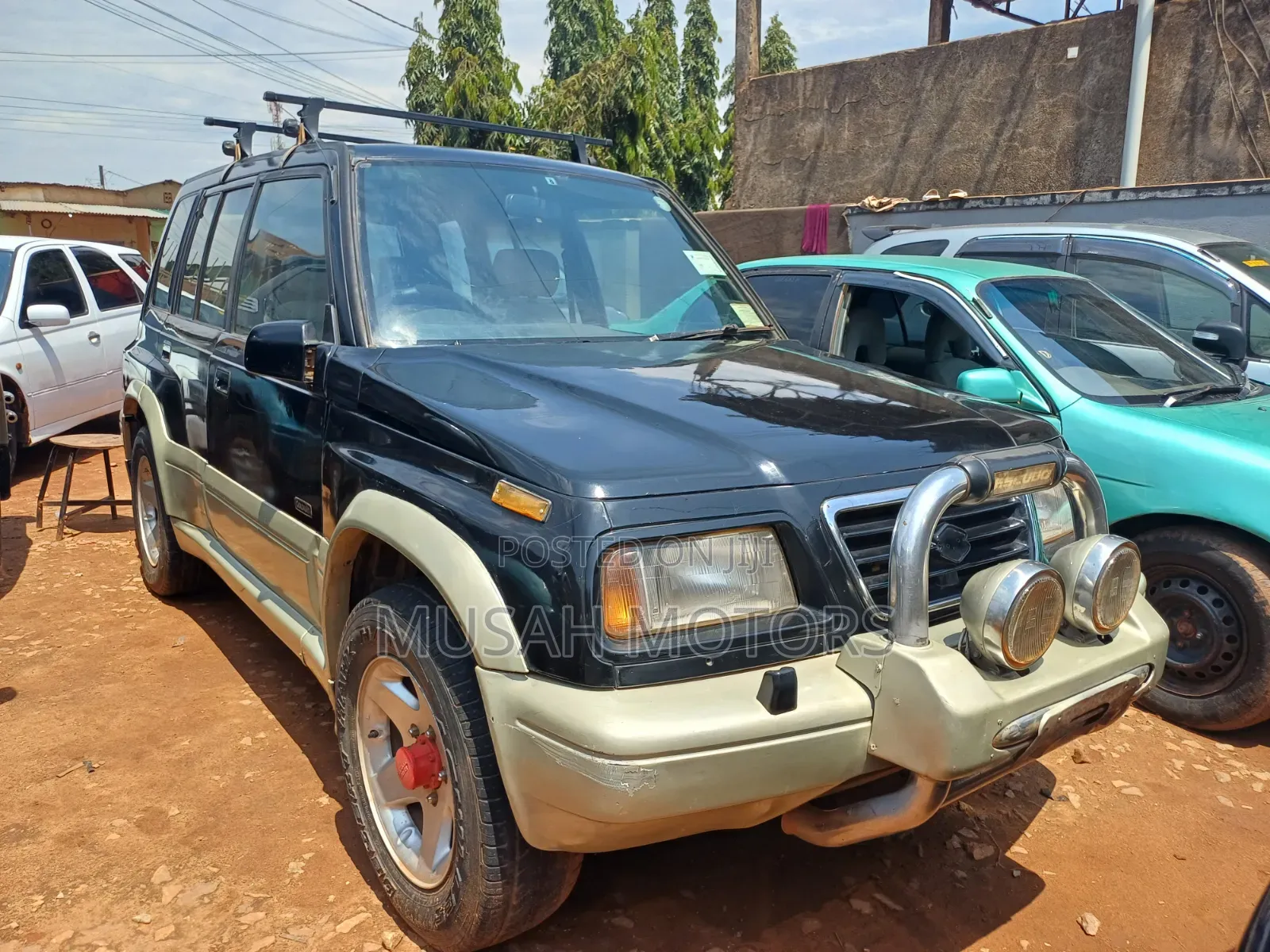 Suzuki Escudo 1996 Black