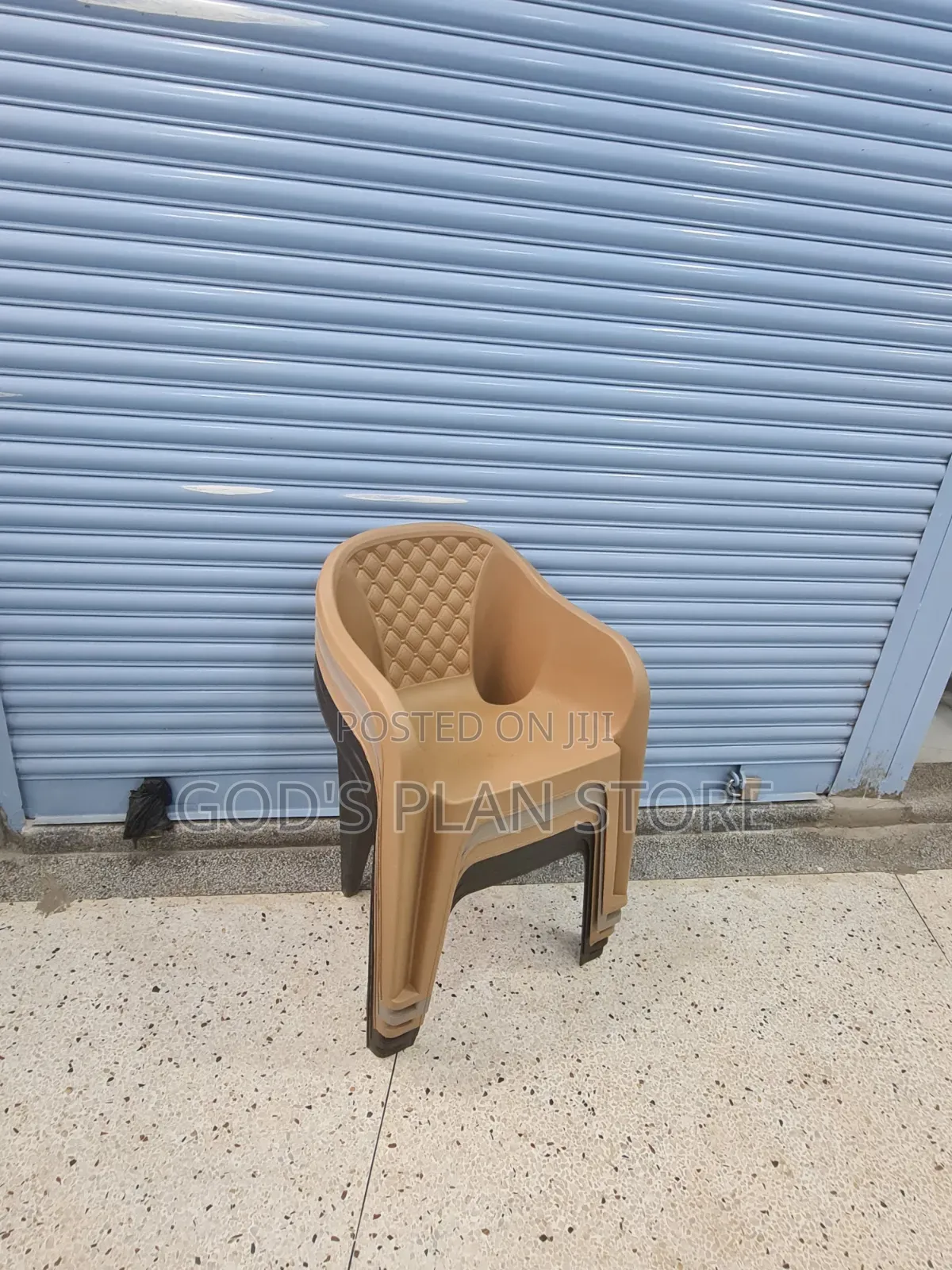 Everyday Sofa Plastic Chairs Plastic Chairs