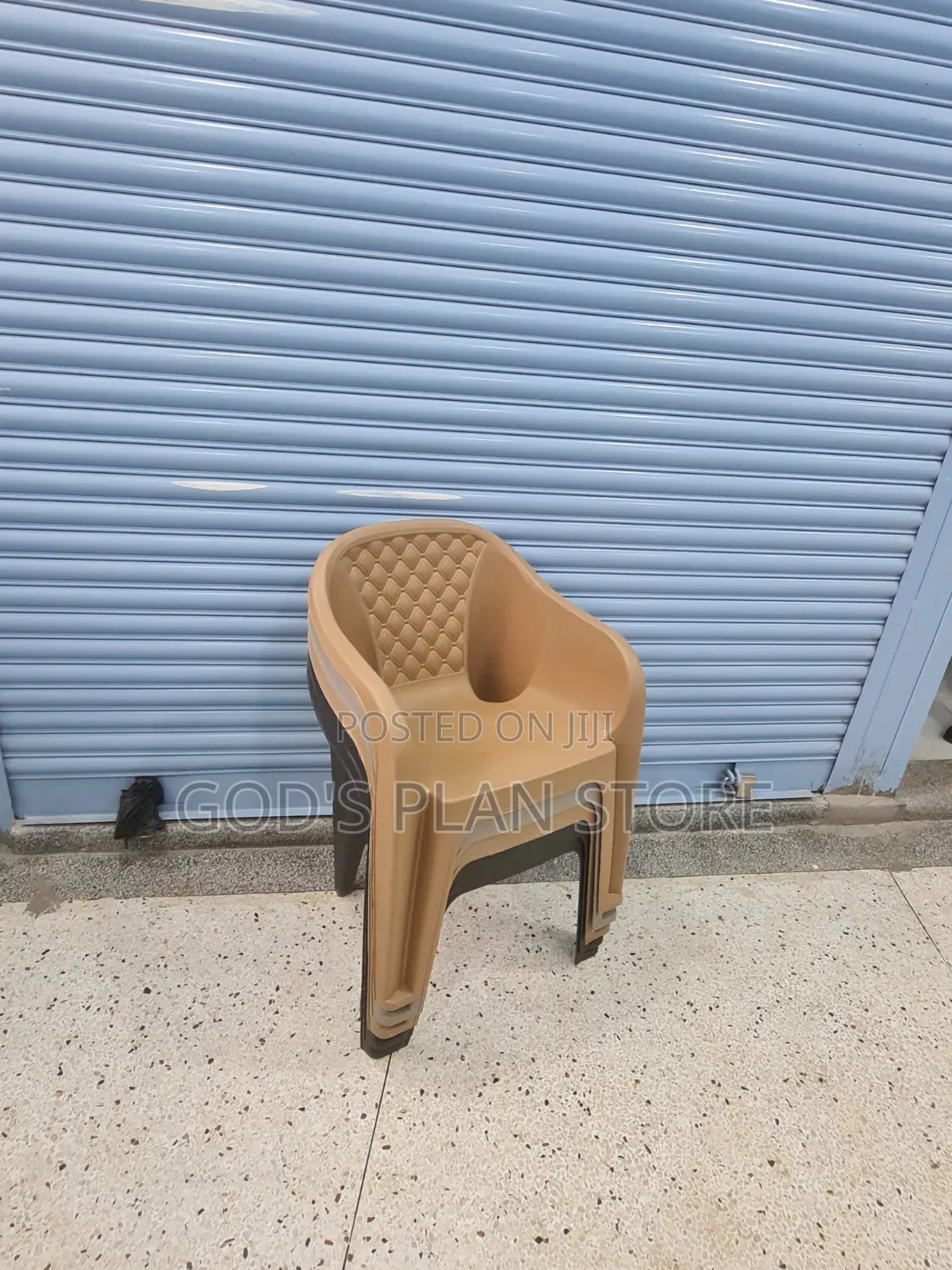 Everyday Sofa Plastic Chairs Plastic Chairs