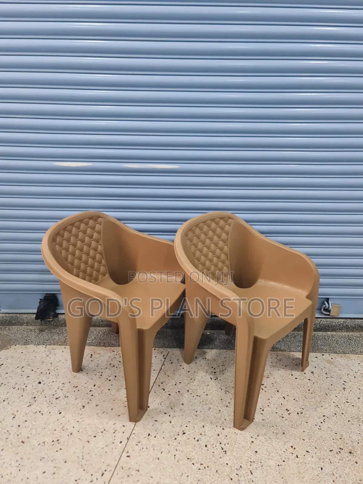 Everyday Sofa Plastic Chairs Plastic Chairs