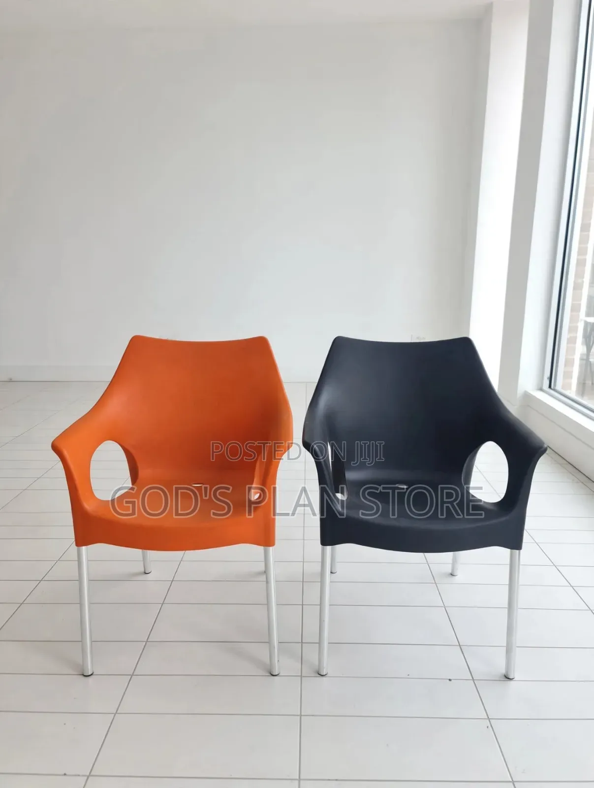 Internal Metal Stands Plastic Chairs Plastic Chairs