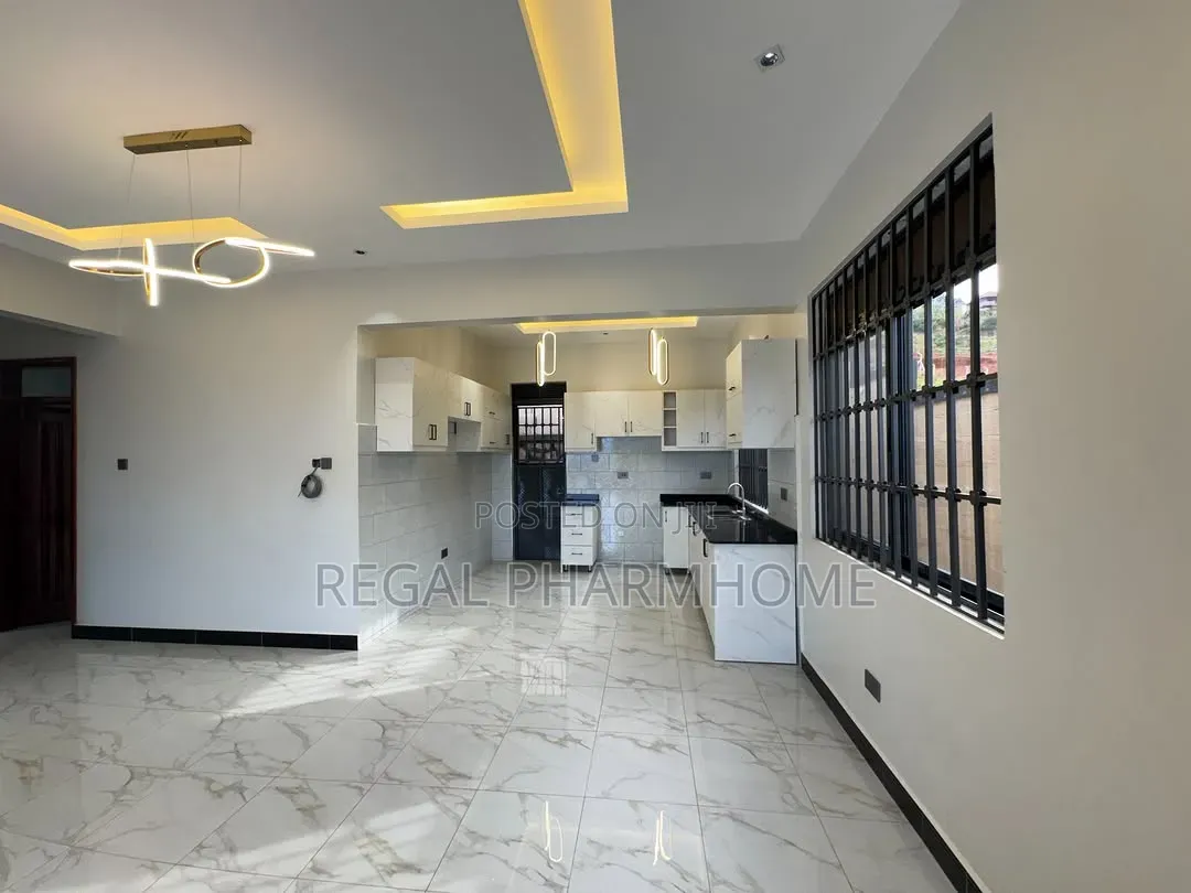 4bdrm Bungalow in Kira, Central Division for sale
