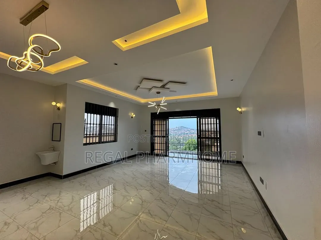 4bdrm Bungalow in Kira, Central Division for sale