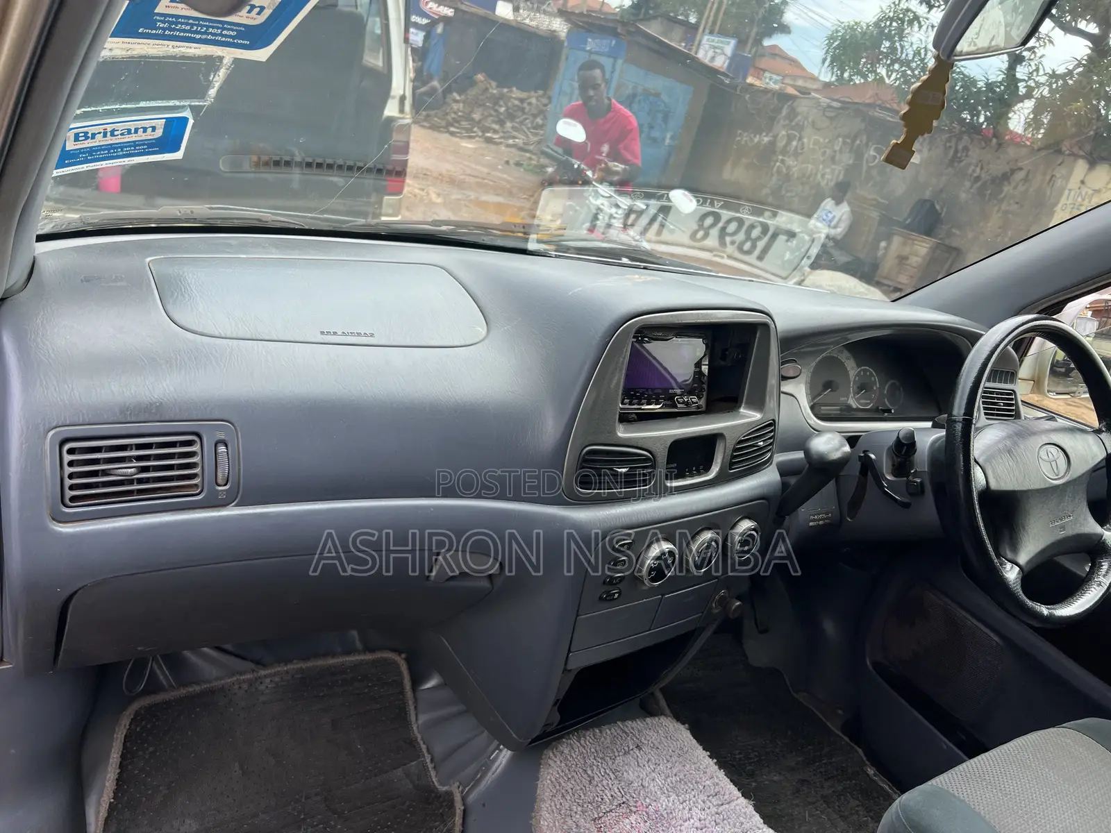 Toyota LiteAce Noah 2001 Silver