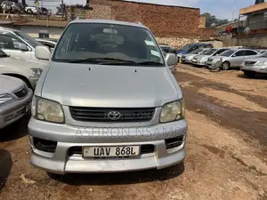 Toyota LiteAce Noah 2001 Silver