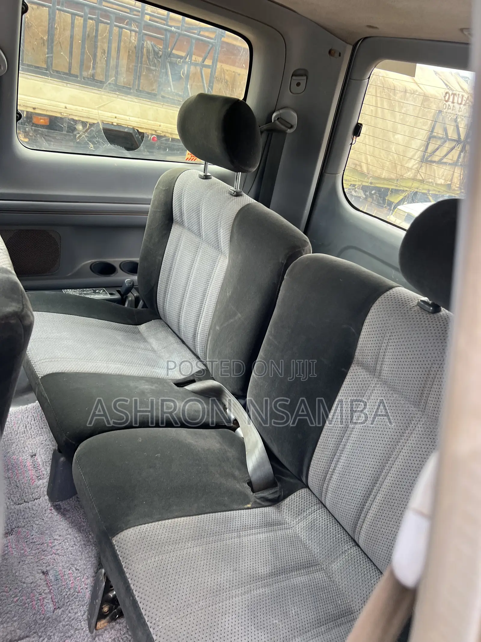 Toyota LiteAce Noah 2001 Silver