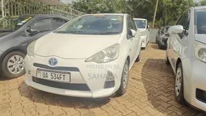 Toyota Aqua 2013 White