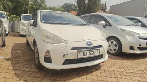 Toyota Aqua 2013 White