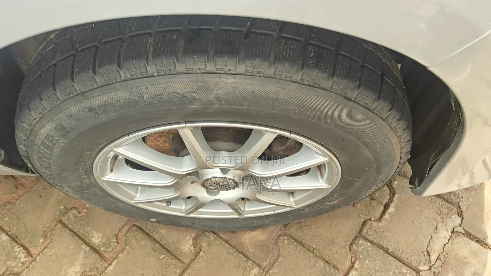 Toyota Passo Sette 2011 Silver