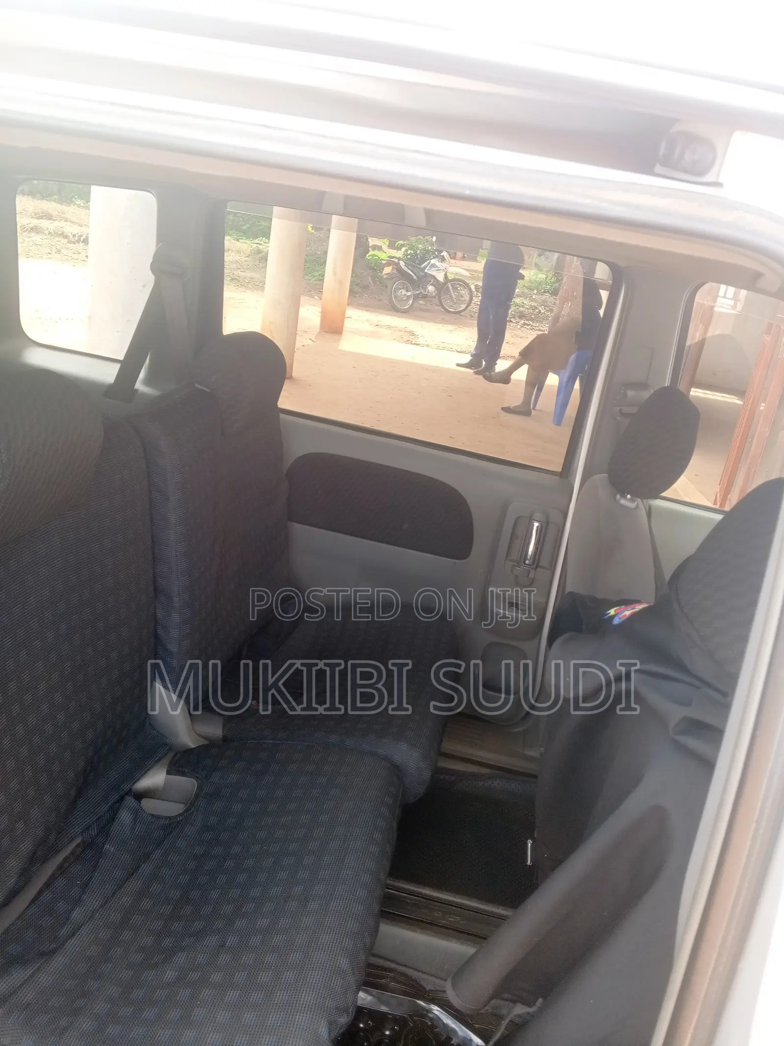 Toyota Sienta 2008 Silver
