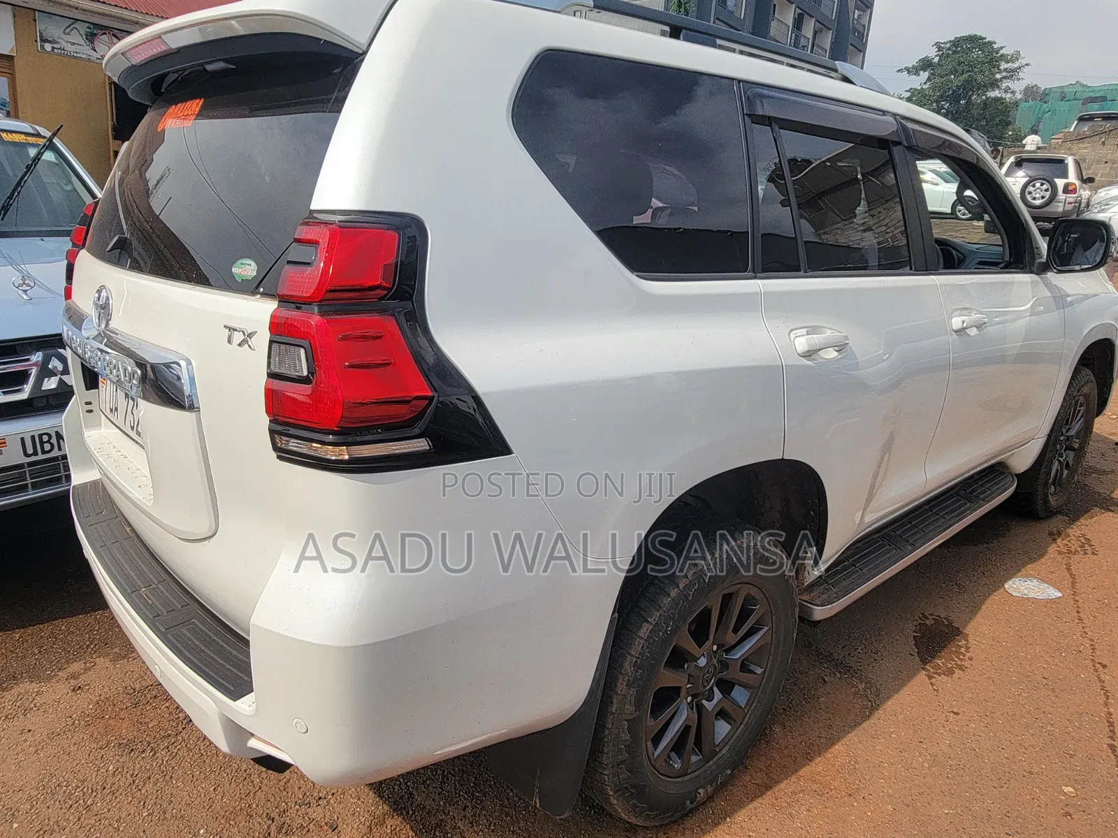 Toyota Land Cruiser Prado 2016 White