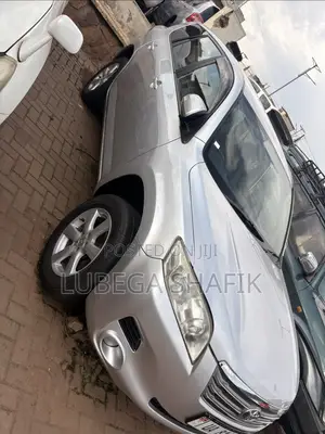 Toyota Vanguard 2009 Silver