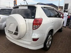 Toyota RAV4 2007 White