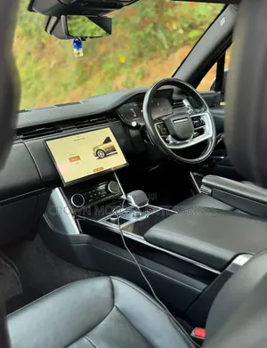 Land Rover Range Rover Vogue 2023 Silver