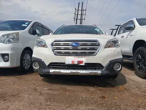 Subaru Outback 2.5i AWD 2017 White