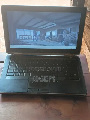 Laptop Dell Latitude E6330 4GB Intel Core i3 HDD 160GB