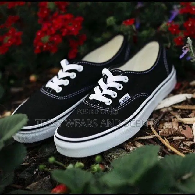 Vanz 37-42