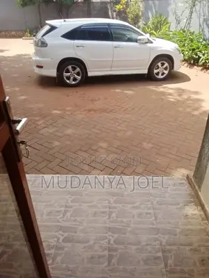 Toyota Harrier 2.4 2006 White