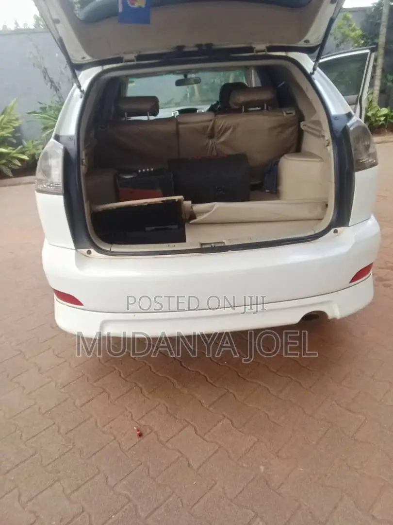 Toyota Harrier 2.4 2006 White