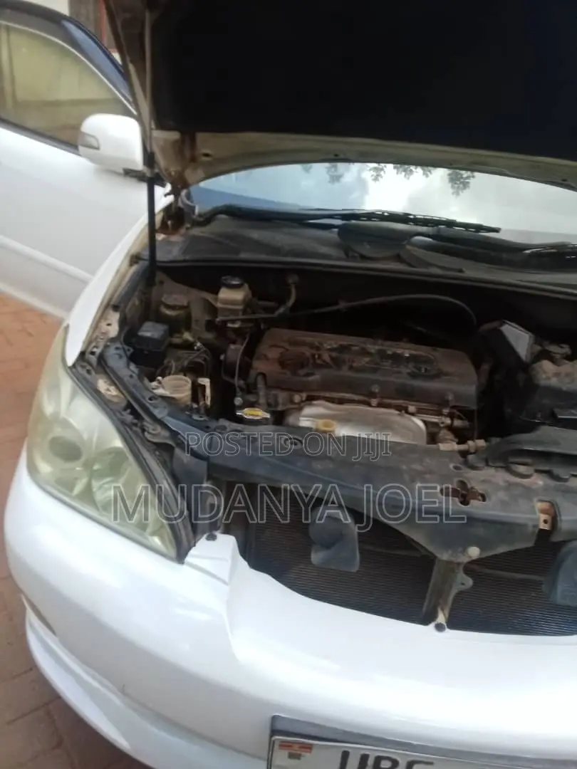 Toyota Harrier 2.4 2006 White