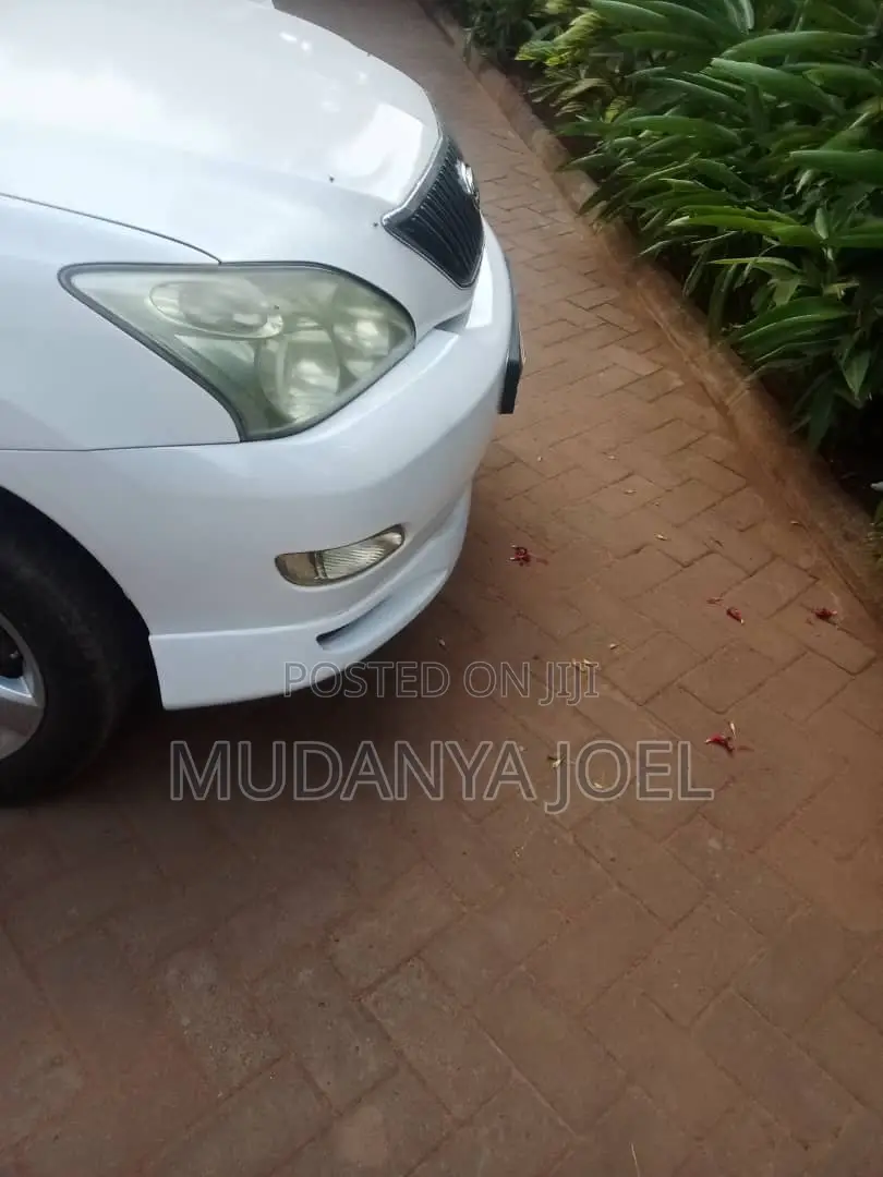 Toyota Harrier 2.4 2006 White