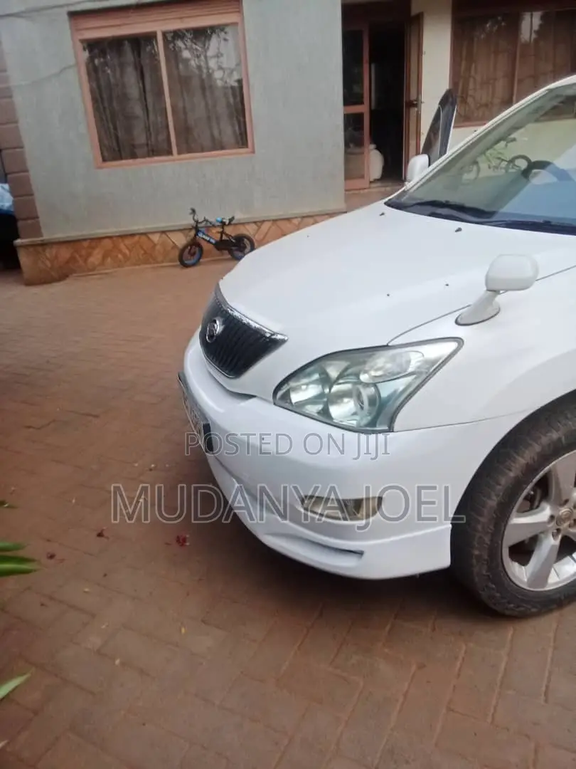 Toyota Harrier 2.4 2006 White