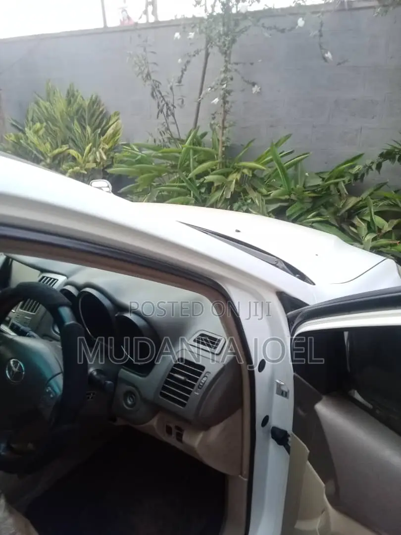 Toyota Harrier 2.4 2006 White