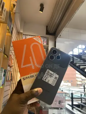 New Tecno Spark 40 128 GB Silver