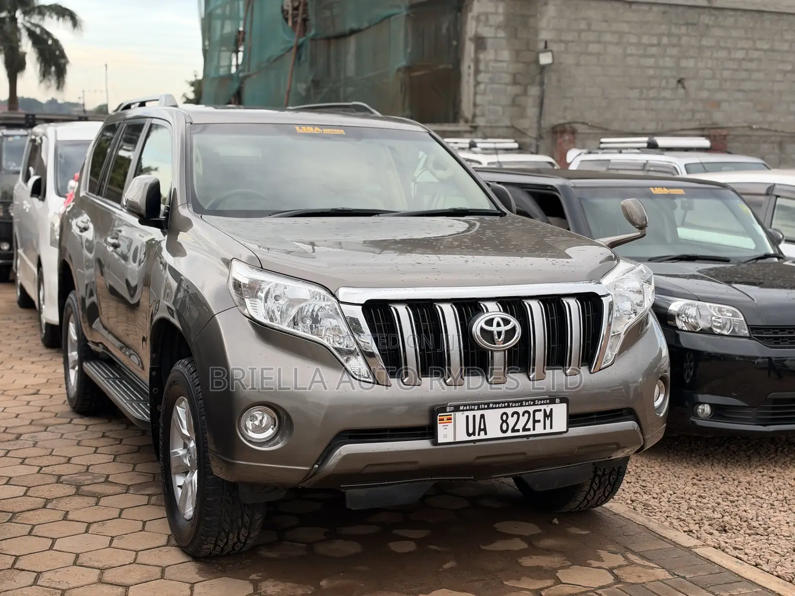 Toyota Land Cruiser Prado 2016 Gray