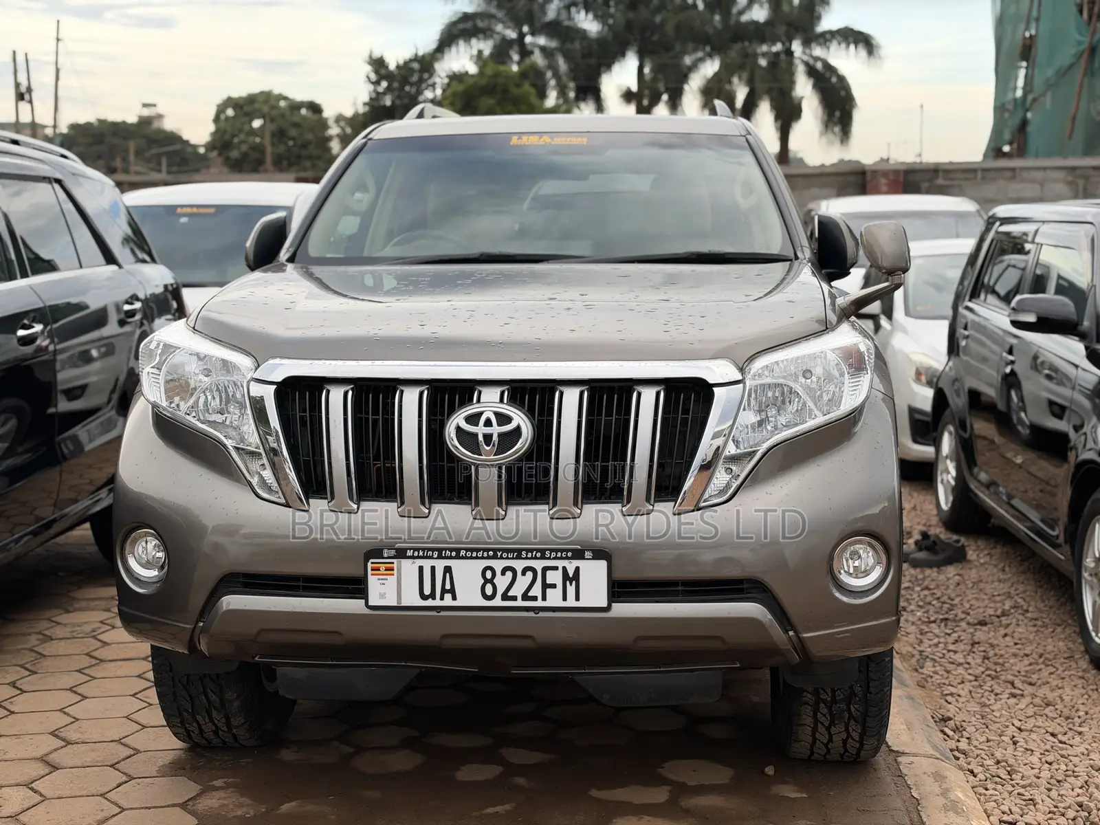 Toyota Land Cruiser Prado 2016 Gray