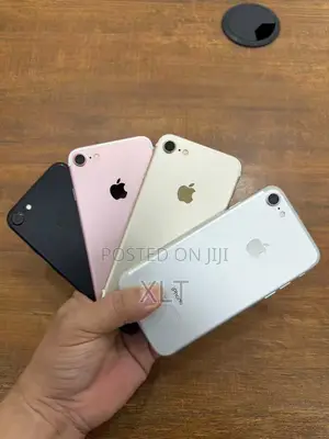Apple iPhone 7 32 GB White
