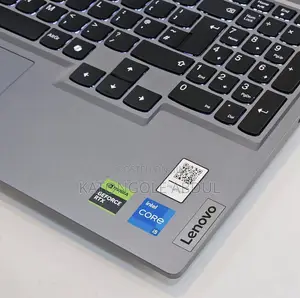 New Laptop Lenovo LOQ 15IRH8 12GB Intel Core i5 SSD 512GB