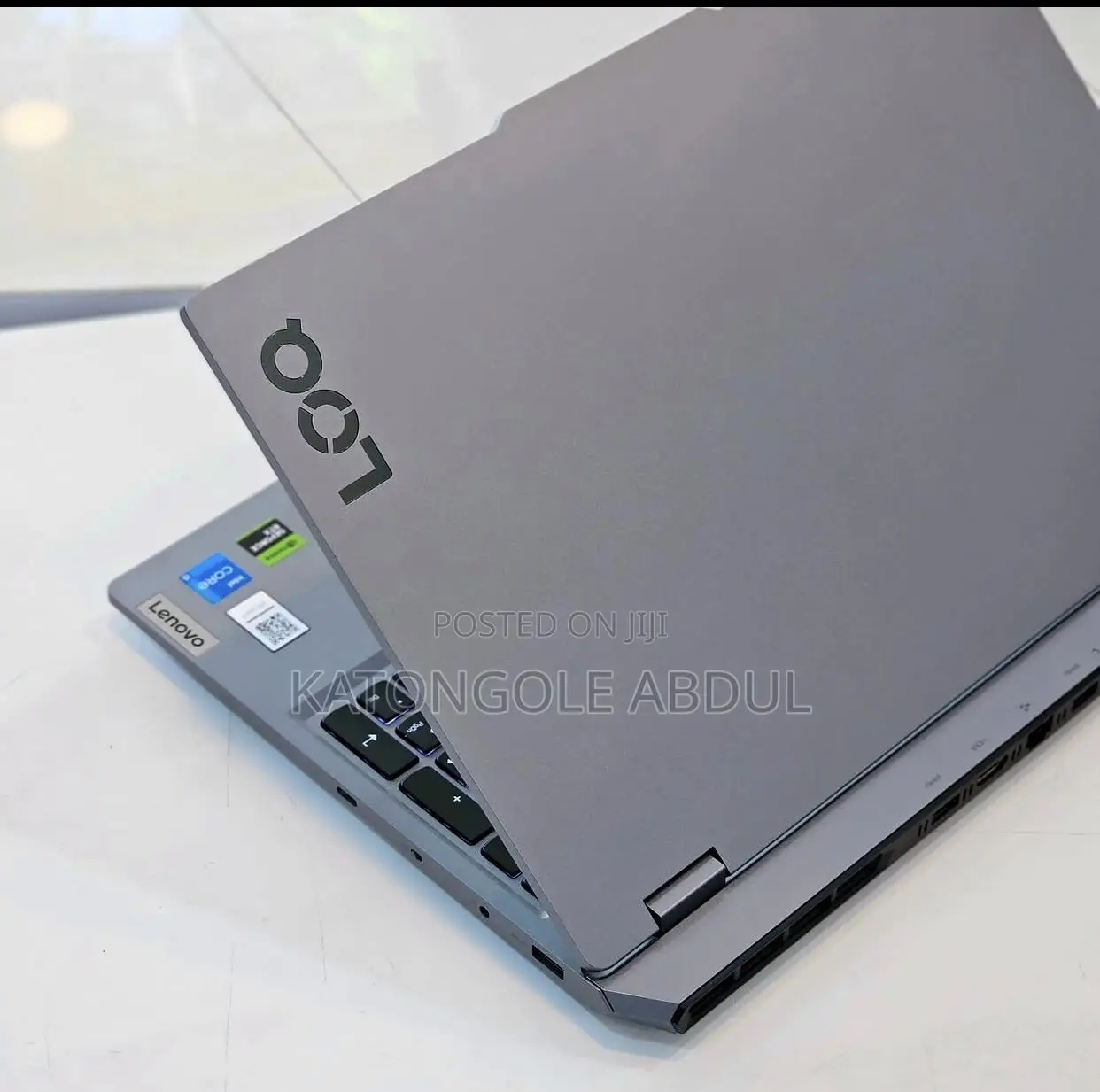 New Laptop Lenovo LOQ 15IRH8 12GB Intel Core i5 SSD 512GB
