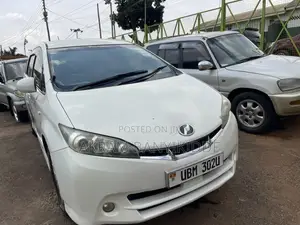 Toyota Wish 2011 White