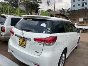 Toyota Wish 2011 White