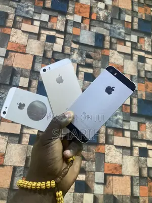 Apple iPhone SE 32 GB White