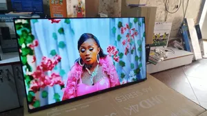 55 Inches Led Hisense Smart UHD Digital Flat Screen Flameless