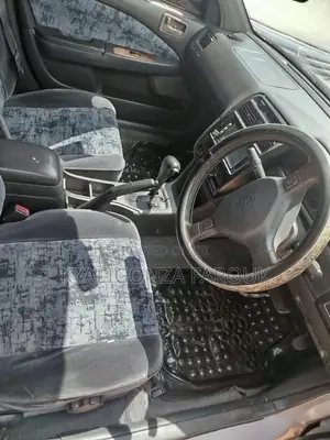 Toyota Premio 2021 Silver