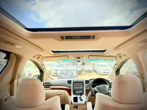 Toyota Alphard 2.4 Petrol AWD 2011 White